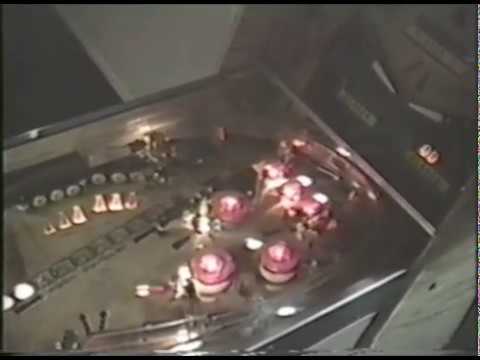 Wreck&#039;n Ball first demo (Banzai Run pinball prototype)