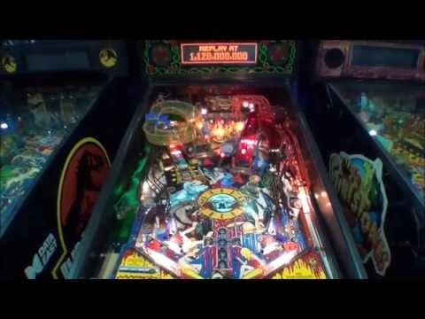 Guns N&#039; Roses Pinball Machine