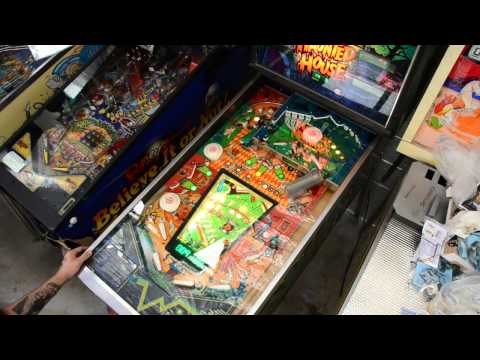 1982 Gottlieb Haunted House Pinball Machine