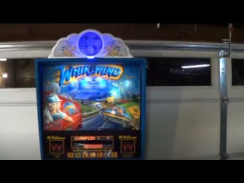 WHIRLWIND PINBALL MACHINE - BY WILLIAMS 1990