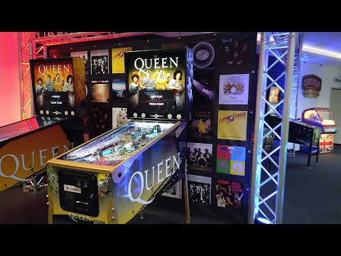 Pinball Brothers Queen Pinball Machines @ PINBALL UNIVERSE