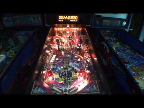Stern Elvis Pinball Machine