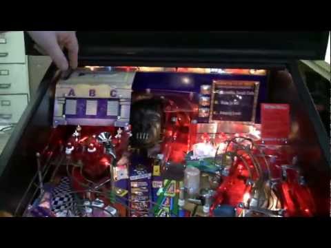 #141 Stern RIPLEY&#039;S BELIEVE IT OR NOT Pinball Machine with neat fix! TNT Amusements